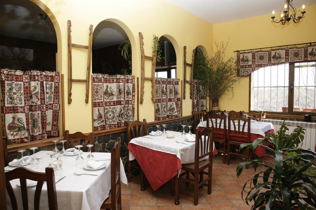 Hostal Restaurante Alto Rey Arroyo de las Fraguas Exteriér fotografie